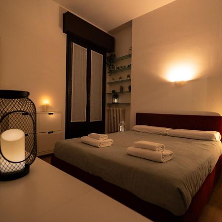 The Lantern Flat - Darsena Area Apartamento Milão Exterior foto