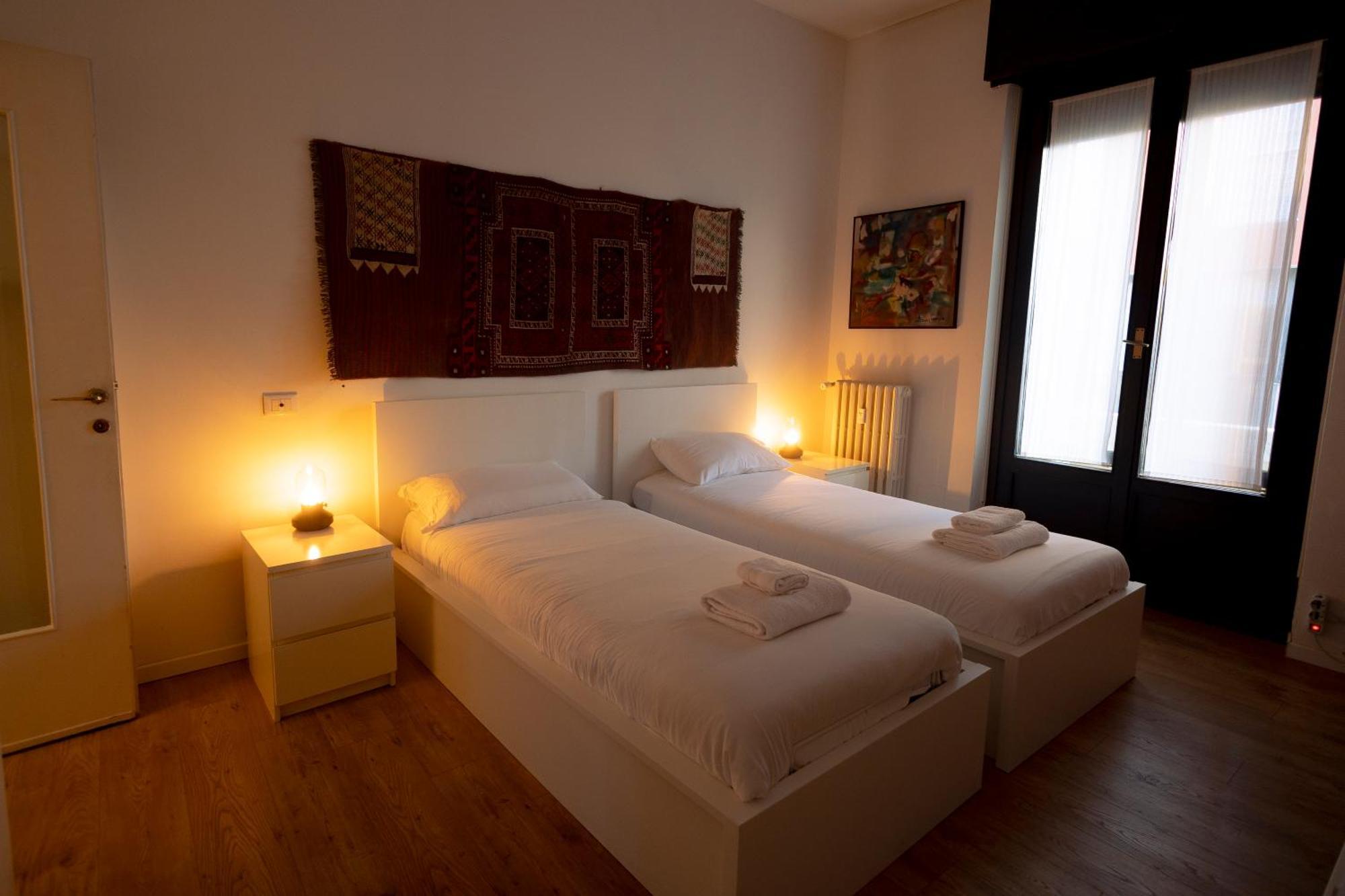 The Lantern Flat - Darsena Area Apartamento Milão Exterior foto